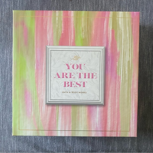 NIB Bath and Body Works ‘In The Stars’ Gift Set - Box titled “You are the Best” - Picture 2 of 3